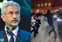 Khalistani extremist attacking Jaishankar's car in London, March 2025