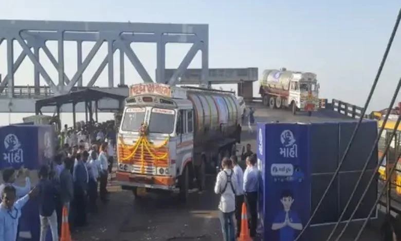 30,000 liters of milk sent from Bhavnagar to Surat by Ro-Ro ferry, this much will be saved per year