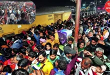 Chaos reigns at New Delhi railway station again; huge crowd of passengers gathers