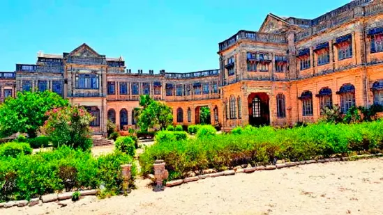 porbandar huzoor palace masterpiece of art and architecture