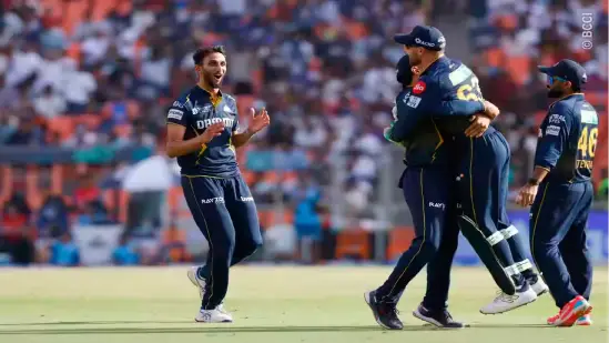 GT vs DC Live Score, IPL 2025: Delhi Capitals post 203-8