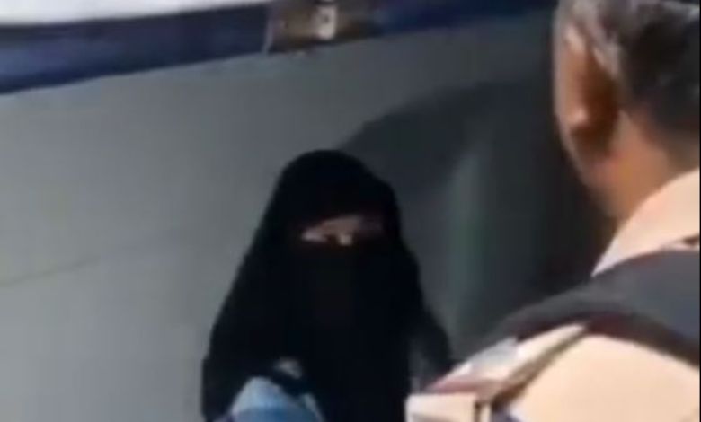 Traveling without a ticket in an AC train: A woman wearing a burqa created a 'ruckus', misbehaved with the TC and police