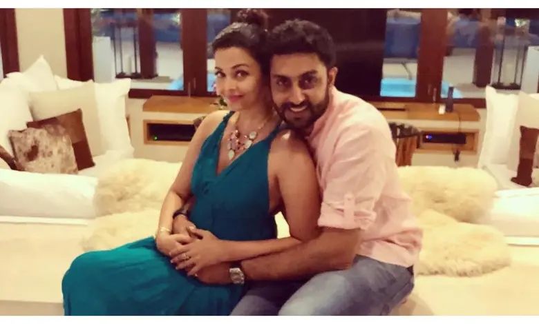 Aishwarya Rai Bachchan Abhishek Bachchan video goes viral