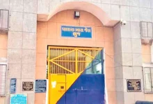 Mobile phone with active SIM card found from a prisoner in Palara Jail, Bhuj