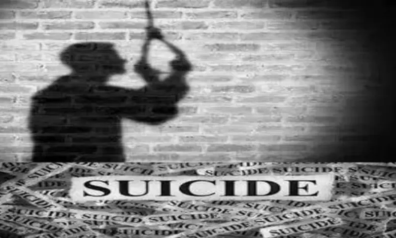 Businessman commits suicide in Surat