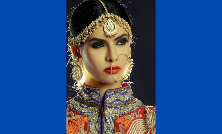 Colonel Sophia Qureshi's twin sister Shayna is known as the Wonder Woman of Vadodara