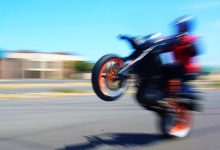 Dangerous video of youths doing reckless bike stunts in Jetpur goes viral, anger among people