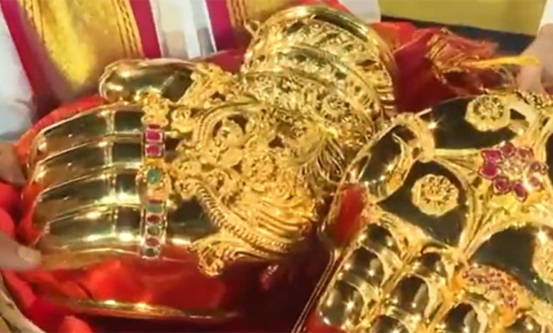 તિરુપતિ બાલાજી મંદિરમાં આઇપીએલના આ માલિકે કર્યું 3.63 કરોડ રૂપિયાના સોનાનું દાન
