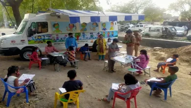 મહારાષ્ટ્રમાં રખડતા બાળકો માટે મોબાઇલ વેન: શિક્ષણ અને પુનર્વસનનો પ્રયાસ