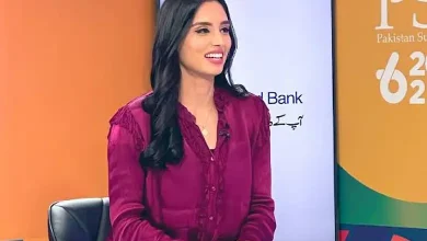 Pakistani female sports anchor Zainab Abbas goes viral