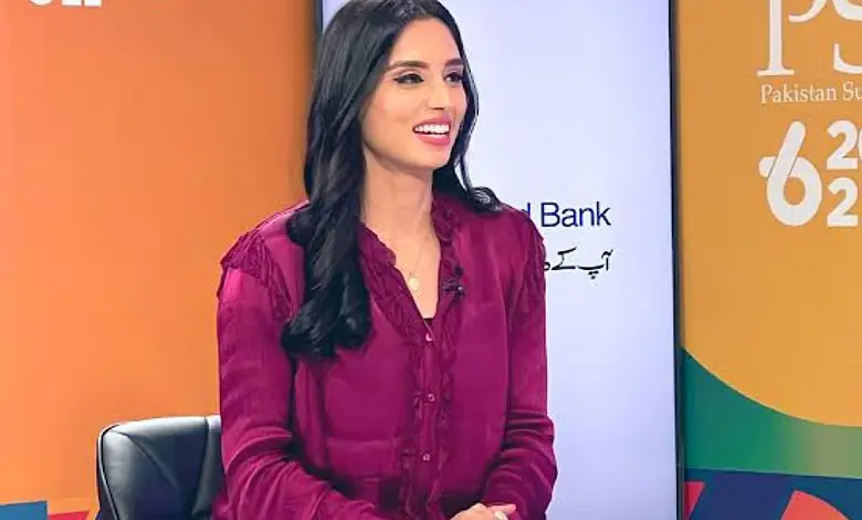 Pakistani female sports anchor Zainab Abbas goes viral