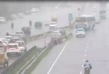 Red alert in Delhi-NCR: Heavy rain, storm affect normal life, vehicles submerged in water