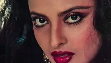 Rekha Jitendra Bathtub Bold Scene