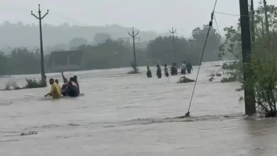 Villagers risk their lives to save three girls