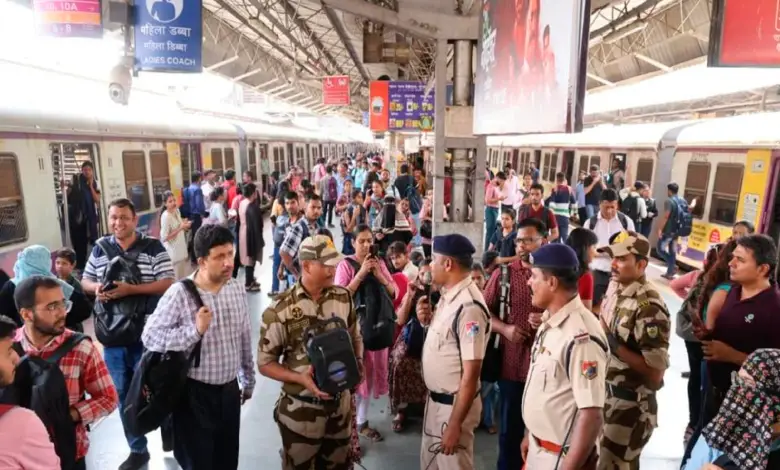 Central Railway Services Disrupted Due to Technical Issue