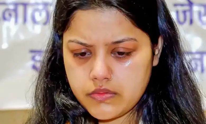 Women's Commission condemns trolling of Himanshi Narewal