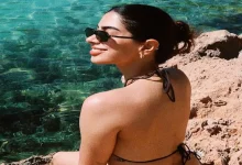 Khushi Kapoor's bold and beautiful pictures go viral