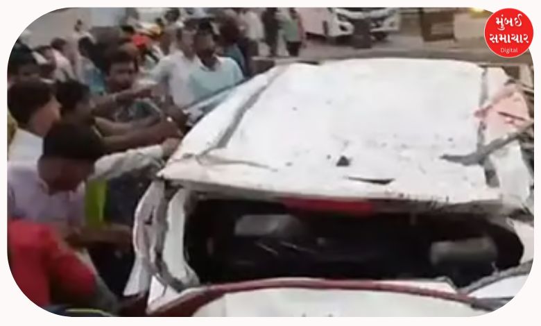 Mumbai family's car plunges into river on way to attend funeral; five dead