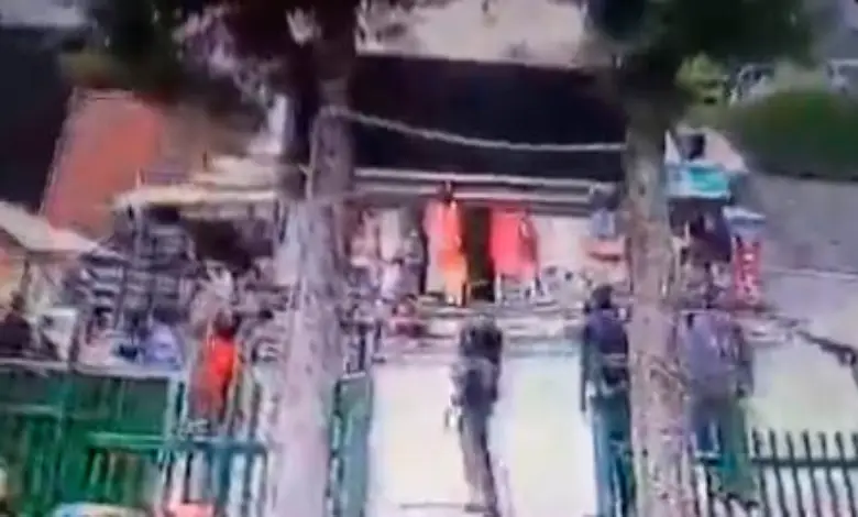 Pahalgam terror attack Video surfaced showing terrified women running with children