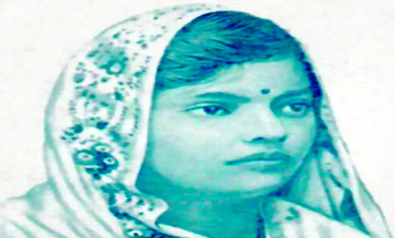 "Subhadra Kumari Chauhan: Pioneering Female Freedom Fighter"