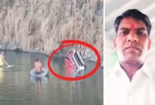 સિલ્વાસામાં ધરપકડ થયેલા શિવસેના નેતાની હત્યાના આરોપી અવિનાશ ધોડીની પોલીસ કસ્ટડીની તસવીર