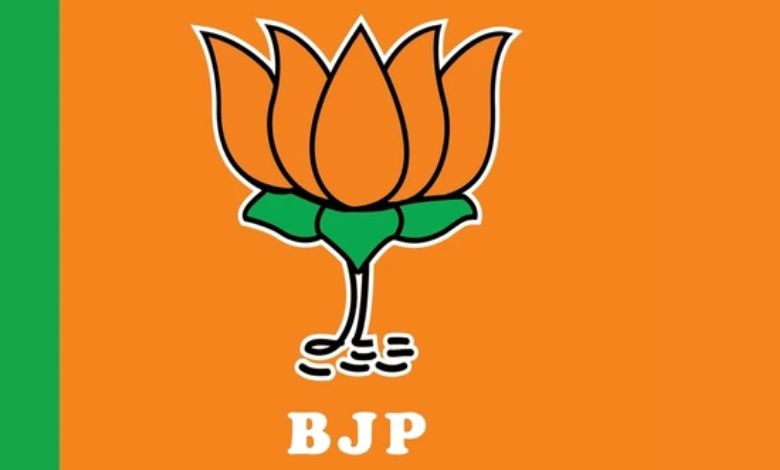 ભાજપમાં કેમ પડવા મંડ્યા રાજીનામા?: આટલા નેતાઓ ઉદ્ધવ સાથે જોડાશે