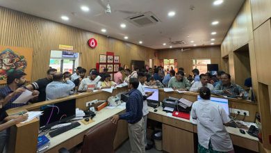 તત્કાળ બ્લડની જરૂર હોવાથી રેડ ક્રોસમાં 400 લોકોએ રક્તદાન કરી માનવતા મહેકાવી