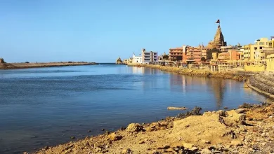 Ban on bathing in Gomti Ghat