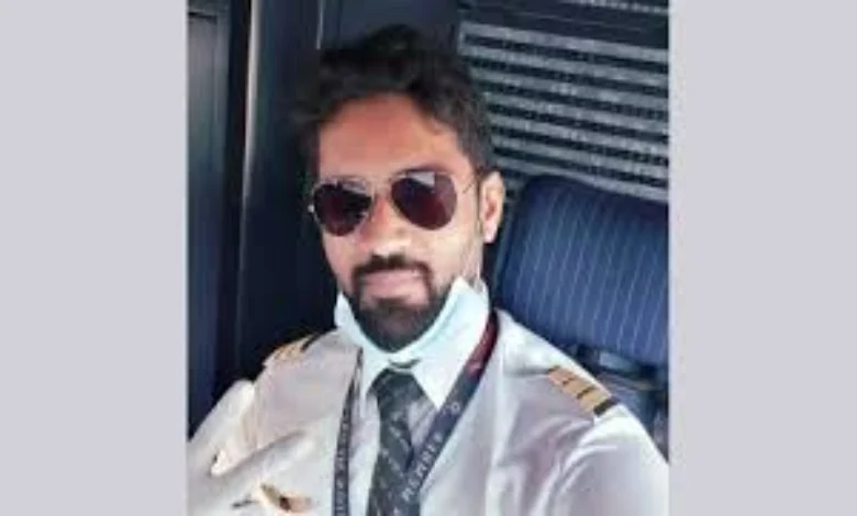 પ્લેન ક્રેશના શહીદ કો-પાયલટ ક્લાઇવ કુંદર