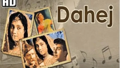 વર્ષ 1950માં રિલીઝ થયેલી હિન્દી અને હોલિવુડ ફિલ્મોના પોસ્ટરો અને દ્રશ્યો, ખાસ કરીને દહેજ પ્રથા અને સામાજિક મુદ્દાઓને દર્શાવતી ફિલ્મો.