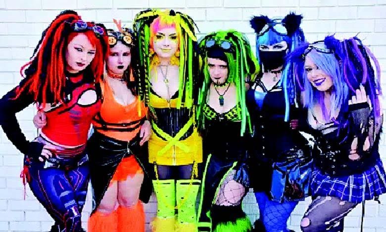 Fashion Plus: Cyberpunk fashion is taking over the metropolises