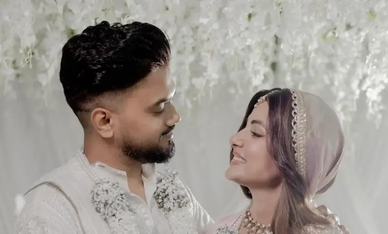 Hina Khan Rocky Jaiswal Viral Wedding Photo