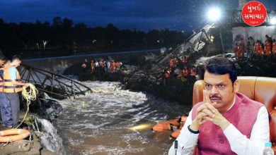 Indrayani river bridge collapsed