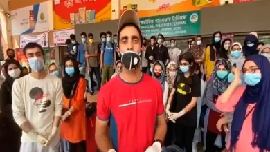 110 Indians leave Iran for India via Armenia border...