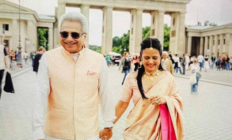 TMC સાંસદ મહુઆ મોઇત્રાએ કર્યા બીજા લગ્ન? જાણો કોણ છે તેમના 'જીવનસાથી' પિનાકી મિશ્રા