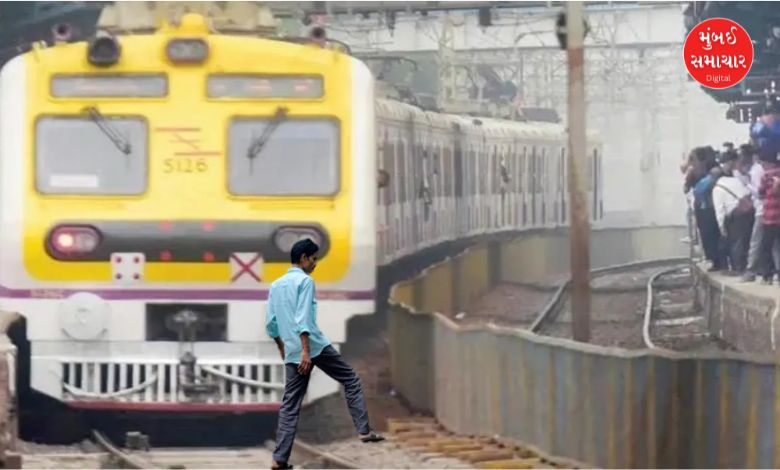 Motorman saves tourist's life