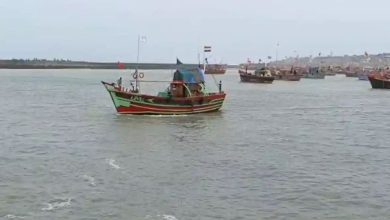 પોરબંદરના દરિયામાં લાપતા થયેલા માછીમારો હેમખેમ કાંઠે પહોચ્યા! પ્રતિબંધ હોવા છતાં કેમ દરિયો ખેડવા ગયા? નોંધાયો ગુનો