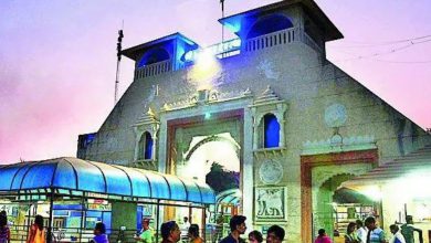 શનિ મંદિર ટ્રસ્ટે 114 મુસ્લિમ કર્મચારીઓની કરી હકાલપટ્ટી, જાણો શું છે સાચું કારણ