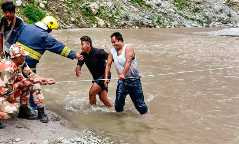 Heavy rain land slide in Sikkim tourist stranded