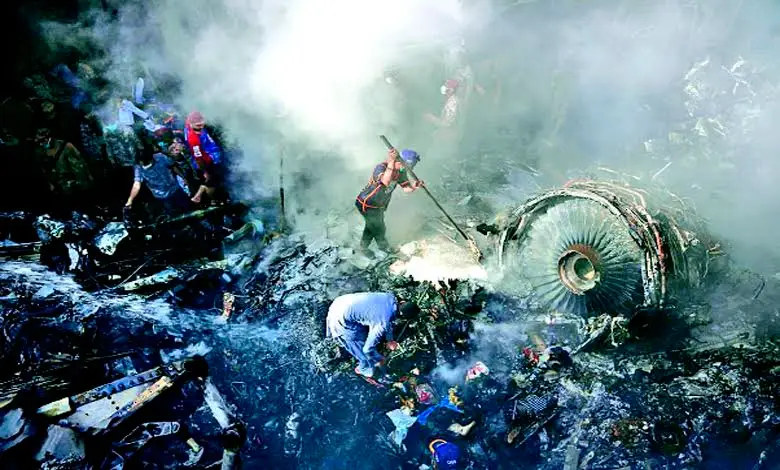 Tactics: How will the 'Air Crash Detective' team solve this flight accident?