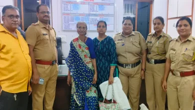 Elderly Gujarati woman reunited with family by police outside KEM Hospital