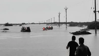 Heavy rains in Amreli district: 24 people rescued, IAF helicopter help sought to save 6 passengers