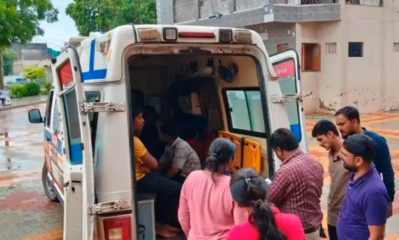 More than 100 students of a school in Jhank village, Dahegam, suddenly started looking pale, causing a stampede.