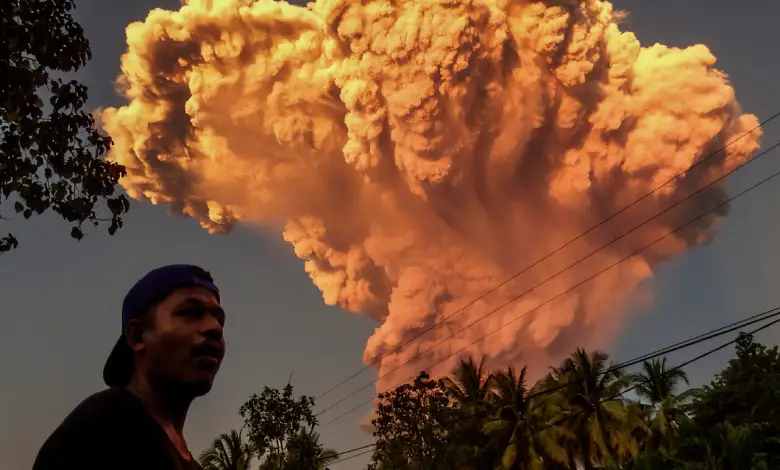 "Indonesia Volcano Erupts, Bali Flights Disrupted"
