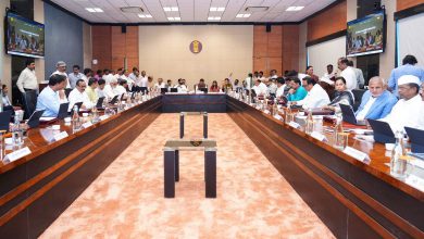 "Maharashtra Launches E-Cabinet Solution with iPads for Ministers"