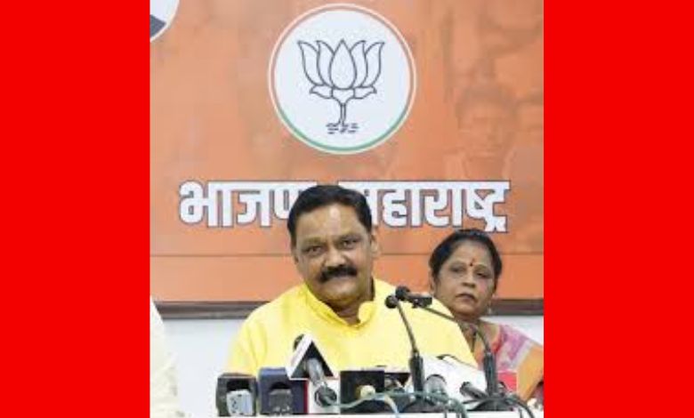 "Maharashtra to Form State-Level ST Commission for Tribals"