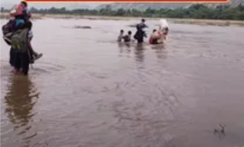 Life-threatening crossing of Banas River: Plight of villagers without bridges