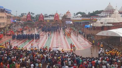 Rath Yatra begins in Puri with shouts of Jai Jagannath, Lord Jagannath rides in a chariot in disguise