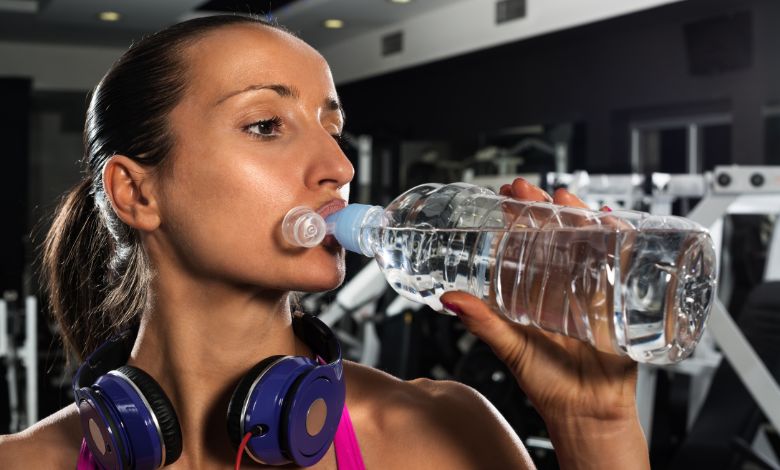 Water is essential for the body, but do you know how much water to drink a day?