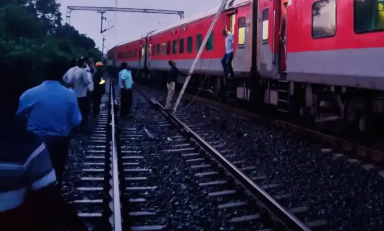 "Train Services Affected on Western Railway Due to OHE Fault"